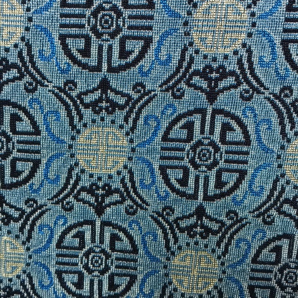 Retro short sleeve patterned top - Picture 3 of 3